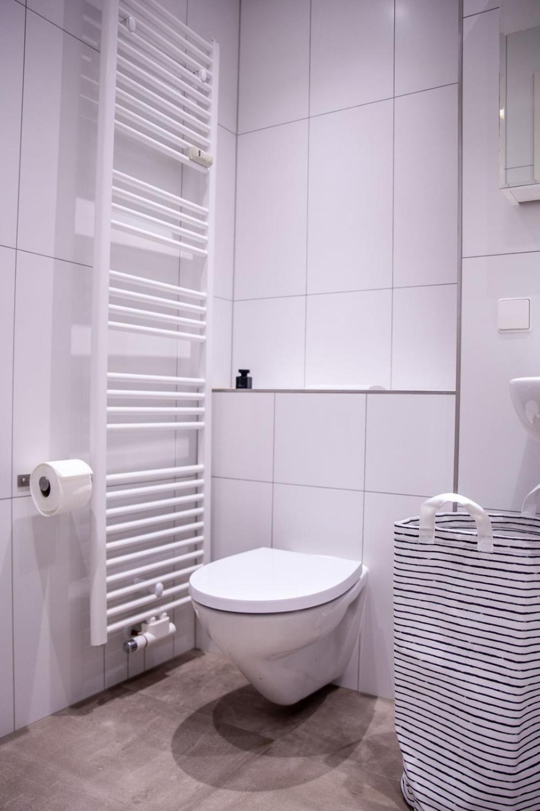 Albview - Zentral - Modern - Naehe Kur- Rehaklinik - Albtherme Waldbronn Esterno foto